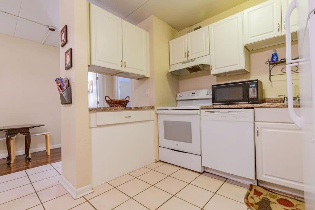 2-Bed, 1-Bath Apartment Near I-24, Great Location Chattanooga Exterior foto